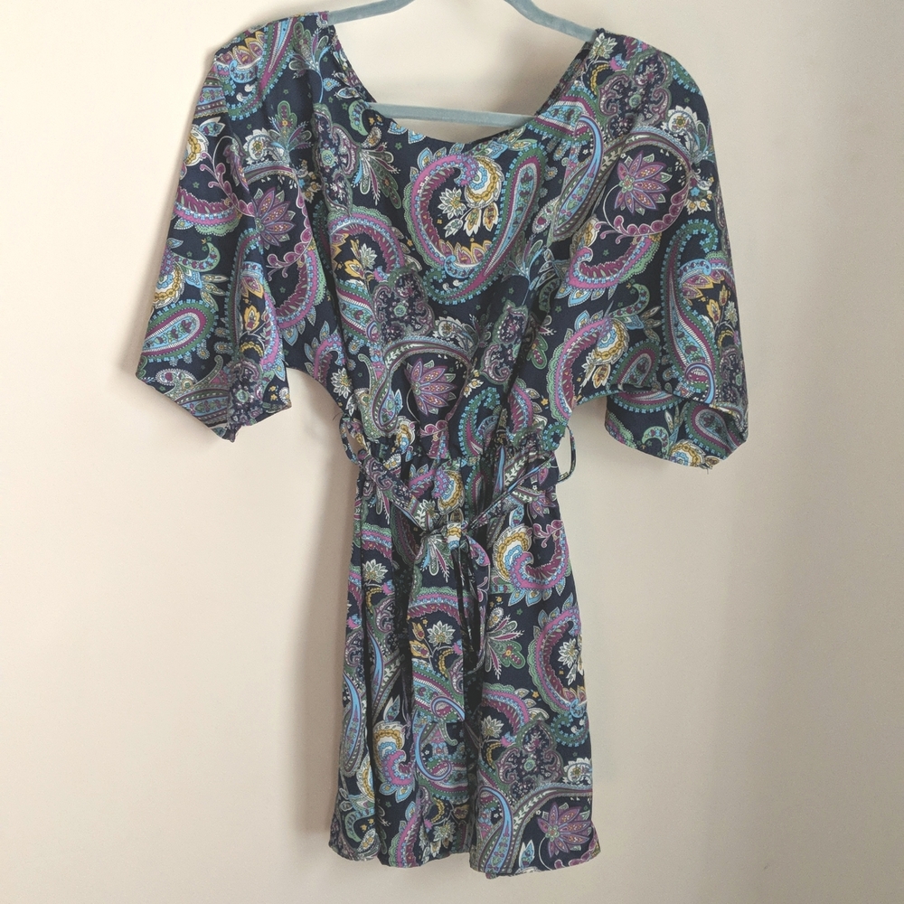 Paisley blouse with elastic waist and belt